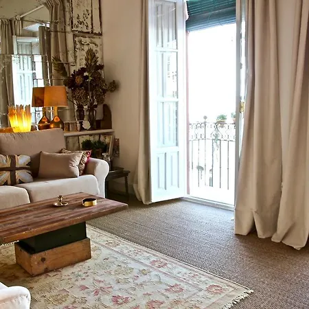 Eva Recommends Sentencia * Sevilla