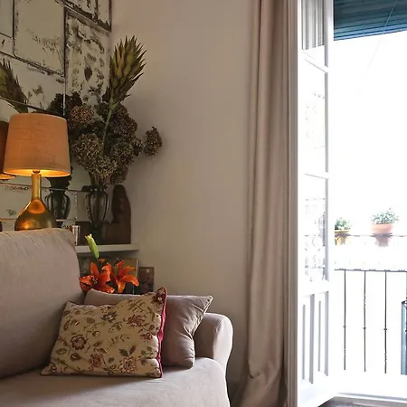 Eva Recommends Sentencia Appartement Sevilla